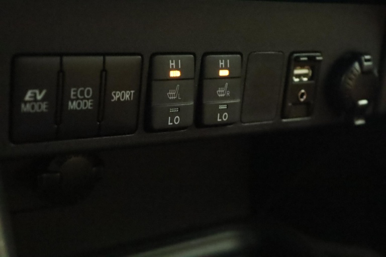 Toyota RAV4 - 2.5 Hybrid AWD Executive Business 72