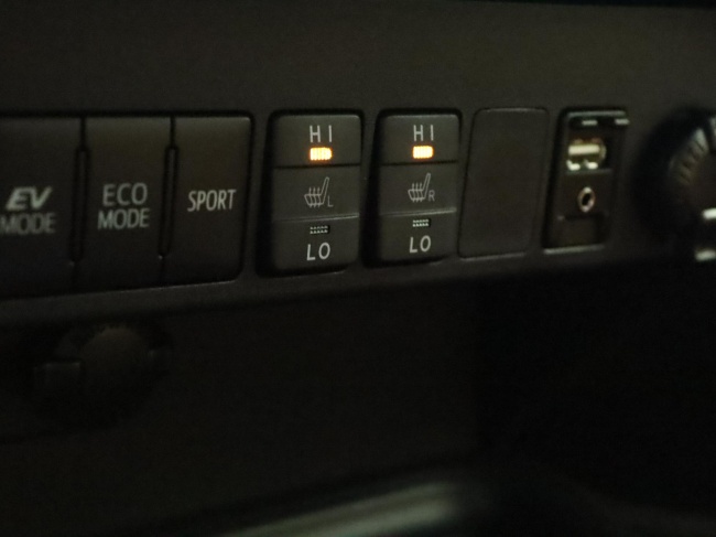 Toyota RAV4 - 2.5 Hybrid AWD Executive Business