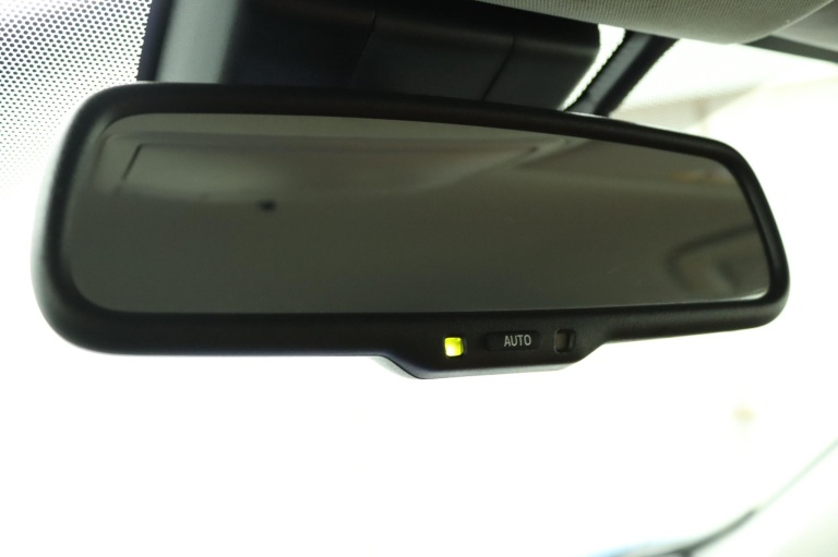 Toyota RAV4 - 2.5 Hybrid AWD Executive Business 77