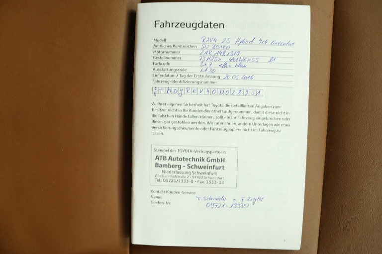 Toyota RAV4 - 2.5 Hybrid AWD Executive Business 78