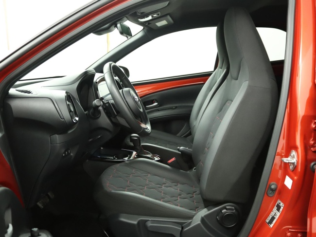 Toyota Aygo X - 1.0 VVT-i S-CVT Envy