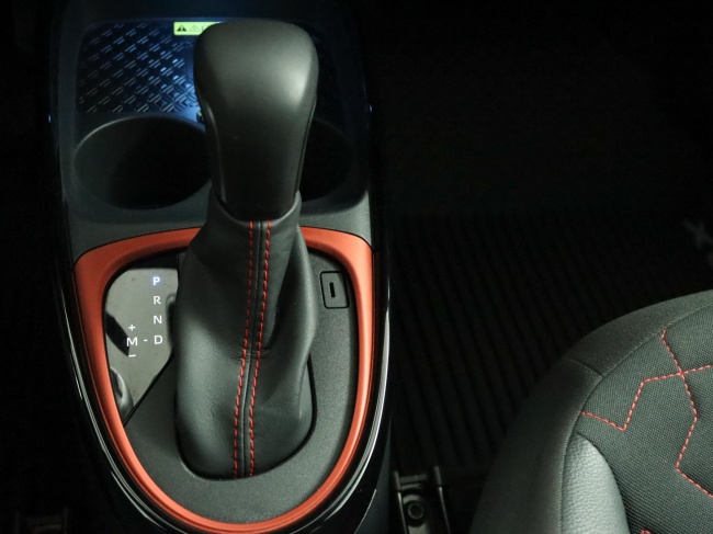 Toyota Aygo X - 1.0 VVT-i S-CVT Envy