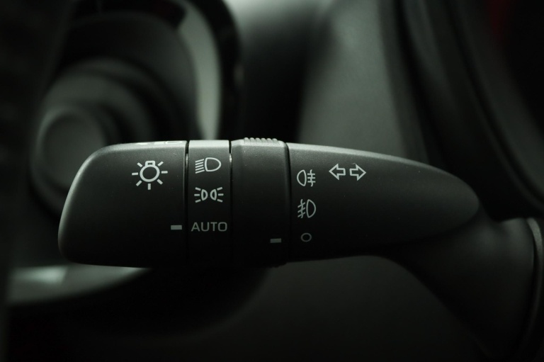 Toyota Aygo X - 1.0 VVT-i S-CVT Envy 32