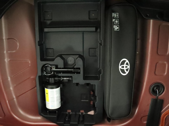 Toyota Aygo X - 1.0 VVT-i S-CVT Envy