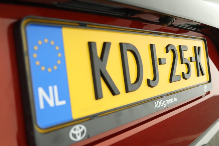 Toyota Aygo X - 1.0 VVT-i S-CVT Envy 42