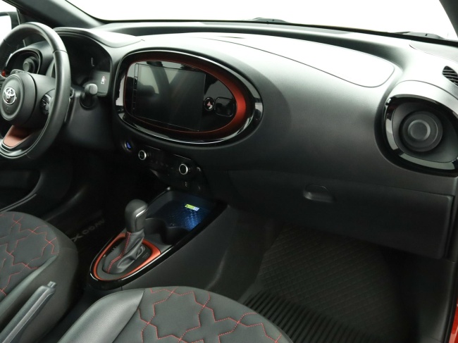 Toyota Aygo X - 1.0 VVT-i S-CVT Envy