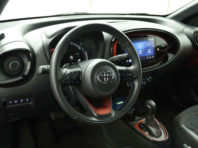 Toyota Aygo X - 1.0 VVT-i S-CVT Envy