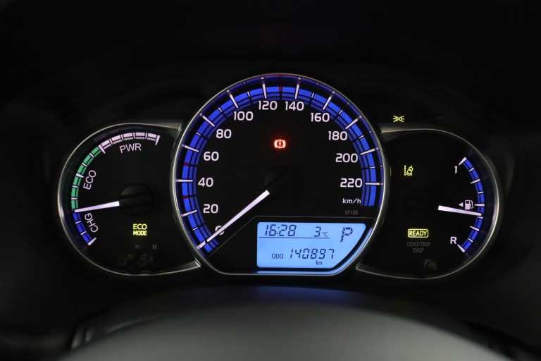 Toyota Yaris - 1.5 Hybrid Dynamic 6
