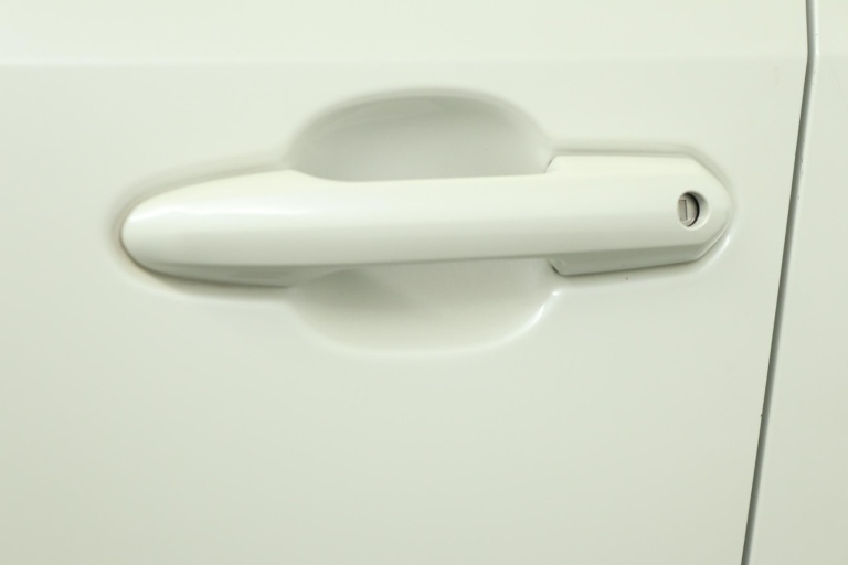 Toyota RAV4 - 2.5 Hybrid Bi-Tone 38