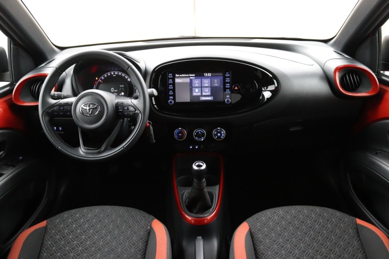 Toyota Aygo X - 1.0 VVT-i MT Pulse Limited 11