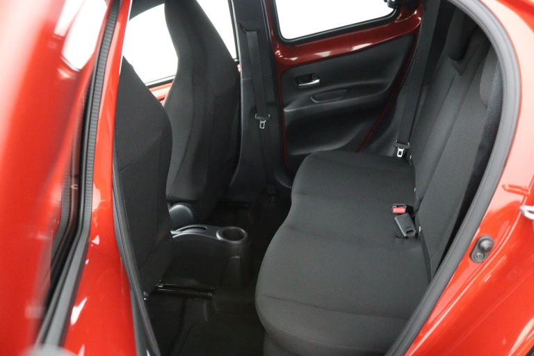 Toyota Aygo X - 1.0 VVT-i MT Pulse Limited 12