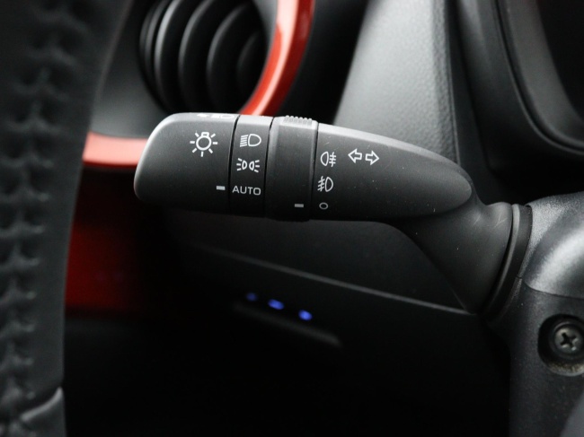 Toyota Aygo X - 1.0 VVT-i MT Pulse Limited