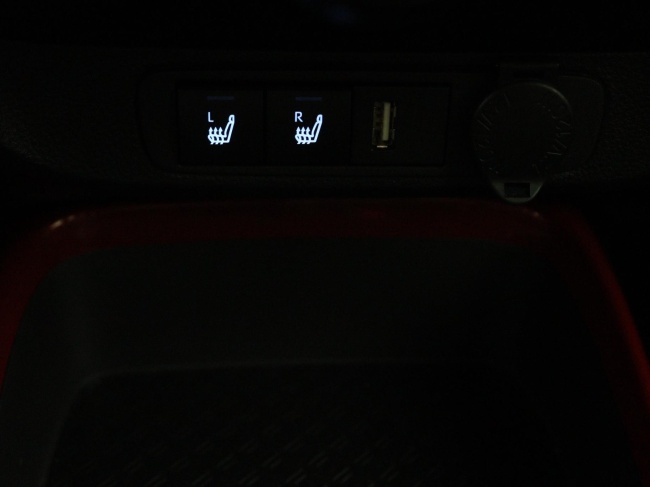 Toyota Aygo X - 1.0 VVT-i MT Pulse Limited