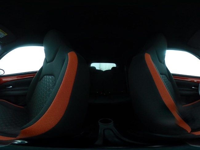 Toyota Aygo X - 1.0 VVT-i MT Pulse Limited