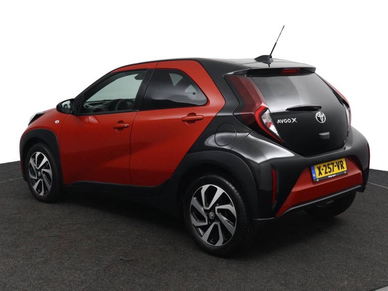 Toyota Aygo X - 1.0 VVT-i MT Pulse Limited 4