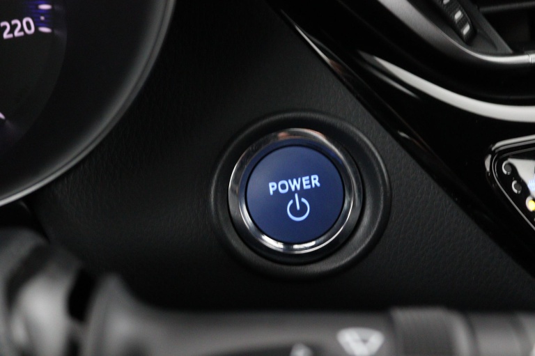 Toyota C-HR - 1.8 Hybrid Style Ultimate 18