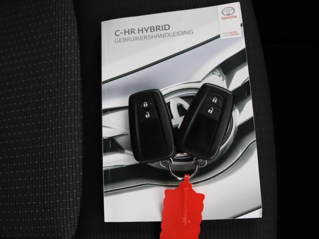 Toyota C-HR - 1.8 Hybrid Style Ultimate