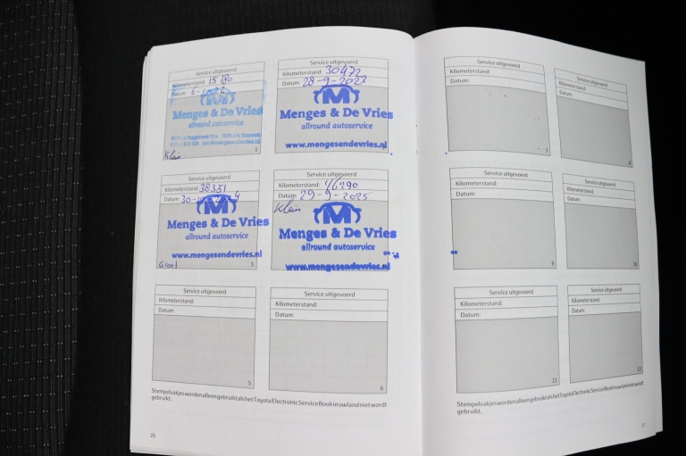 Toyota C-HR - 1.8 Hybrid Style Ultimate 25