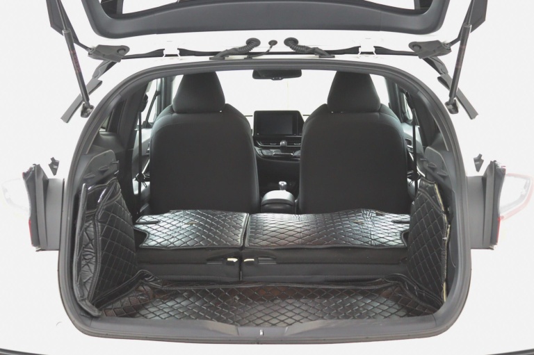 Toyota C-HR - 1.8 Hybrid Style Ultimate 29