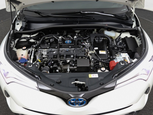 Toyota C-HR - 1.8 Hybrid Style Ultimate