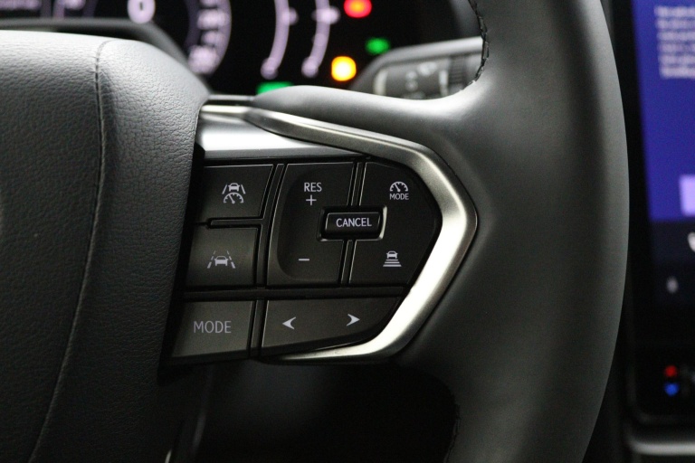 Lexus LBX - Business Line 2WD  19