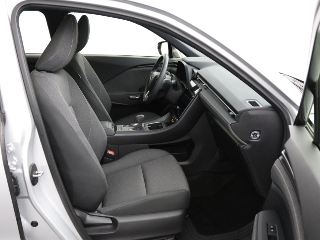 Lexus LBX - Business Line 2WD 