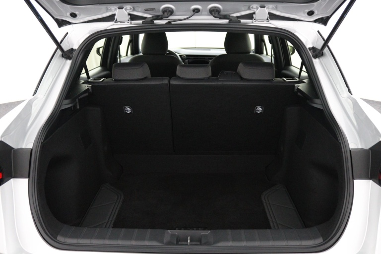 Lexus LBX - Business Line 2WD  22