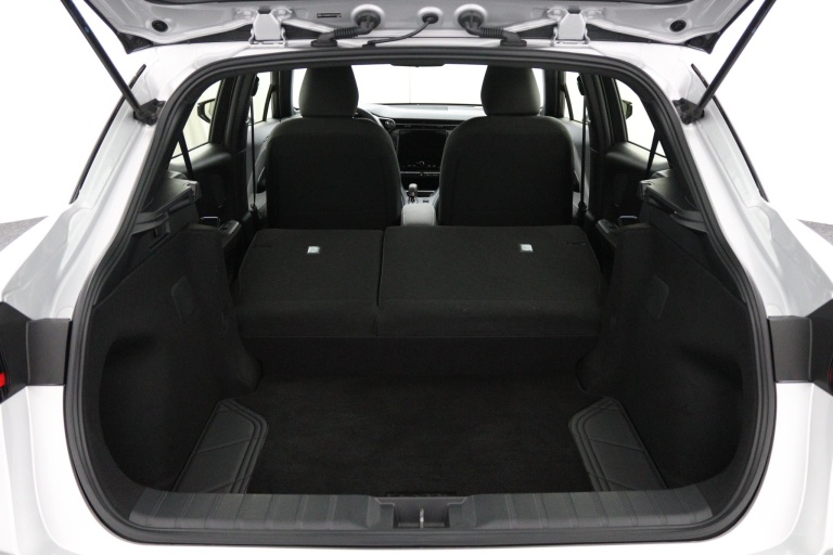 Lexus LBX - Business Line 2WD  24