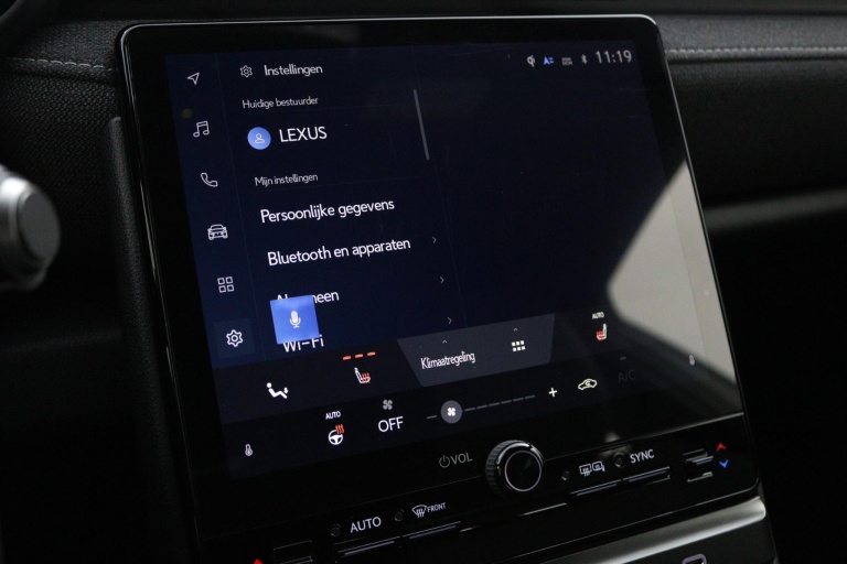 Lexus LBX - Business Line 2WD  39