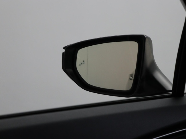 Lexus LBX - Business Line 2WD 