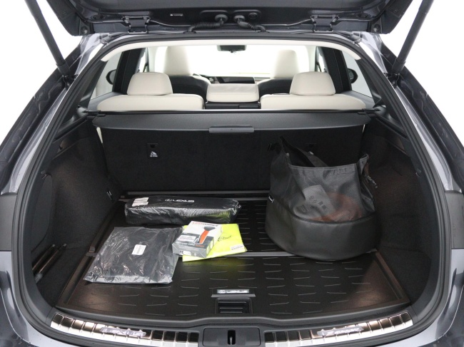 Lexus RX - 450h+ Plug-in Hybrid 35th Edition