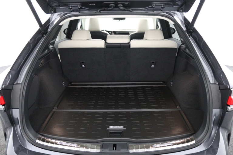 Lexus RX - 450h+ Plug-in Hybrid 35th Edition 23