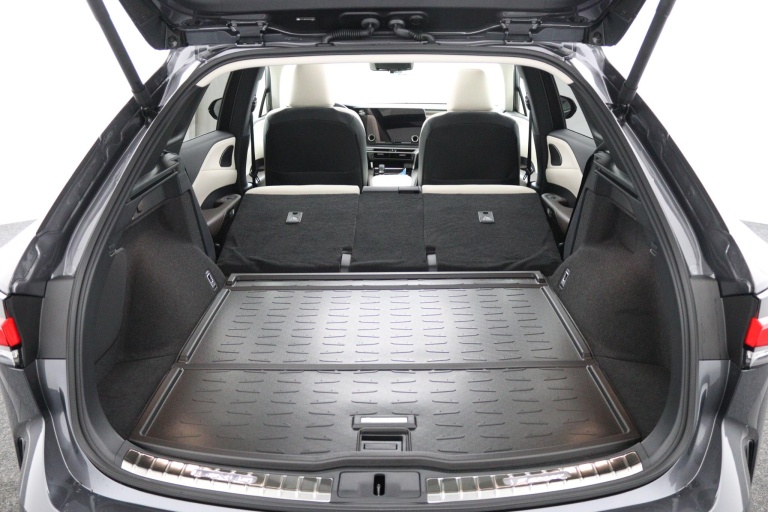 Lexus RX - 450h+ Plug-in Hybrid 35th Edition 25