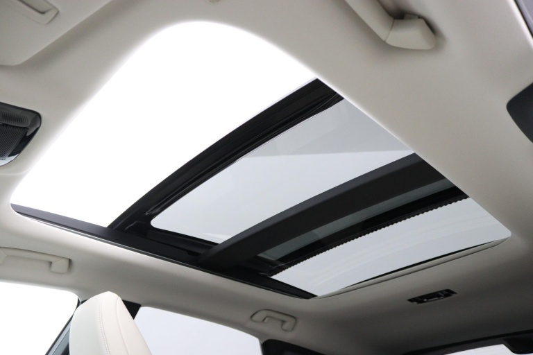 Lexus RX - 450h+ Plug-in Hybrid 35th Edition 46