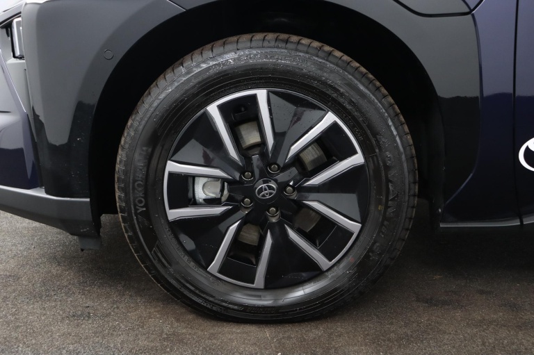 Toyota bZ4X - Executive 73 kWh 37