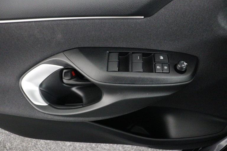 Toyota Yaris - 1.5 Hybrid 115 Active 28