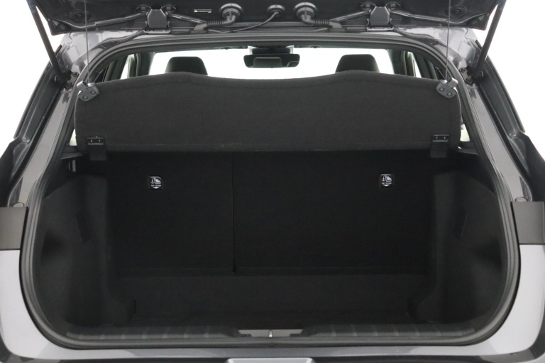 Lexus LBX - Elegant 2WD 23