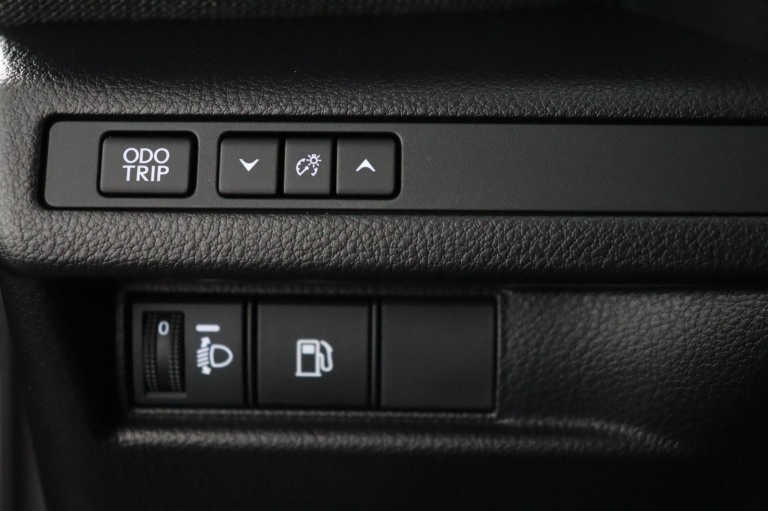 Lexus LBX - Elegant 2WD 30