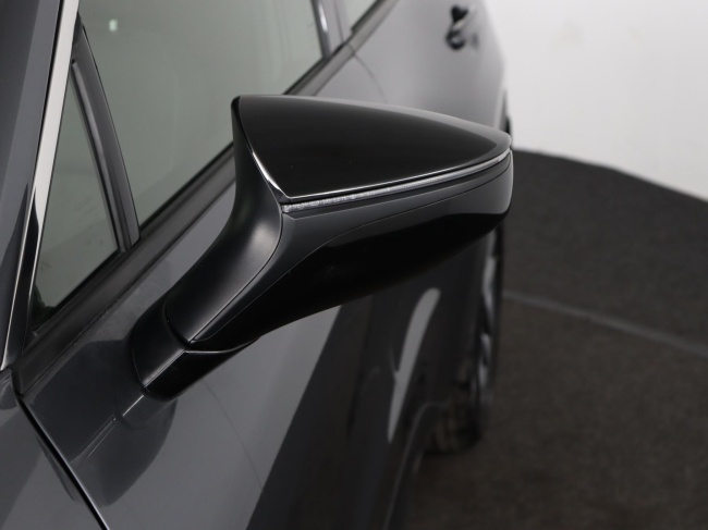 Lexus LBX - Elegant 2WD