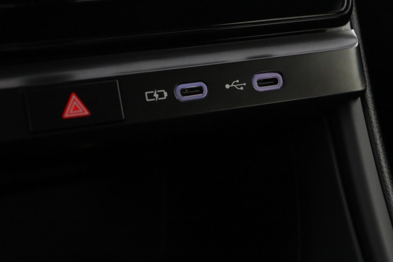 Lexus LBX - Elegant 2WD 49