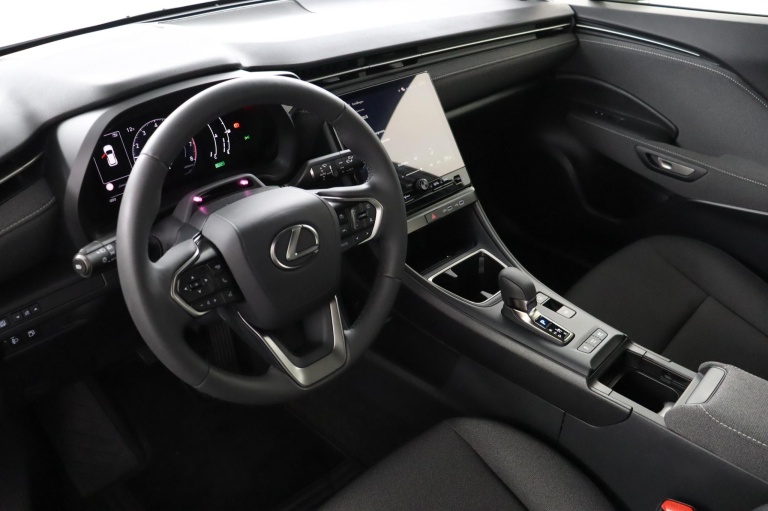 Lexus LBX - Elegant 2WD 51