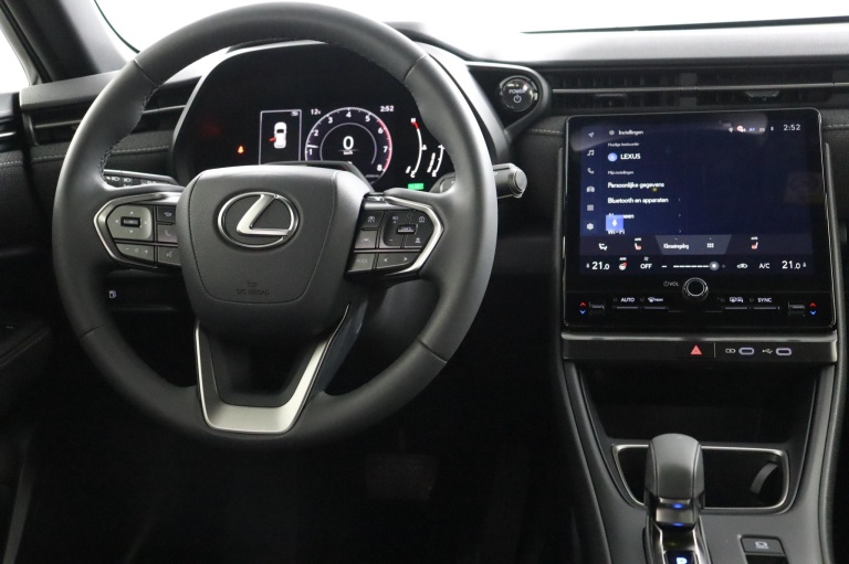 Lexus LBX - Elegant 2WD 52