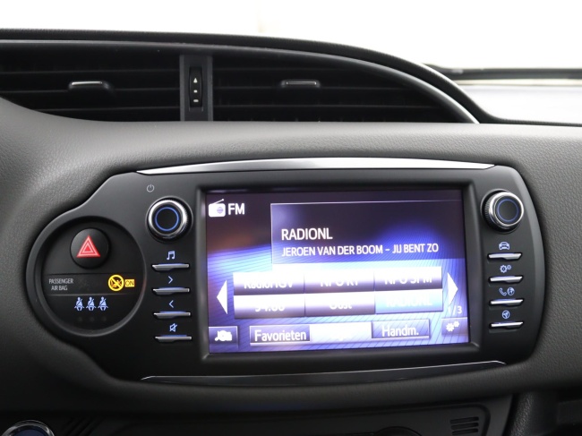 Toyota Yaris - 1.5 Hybrid Design Sport