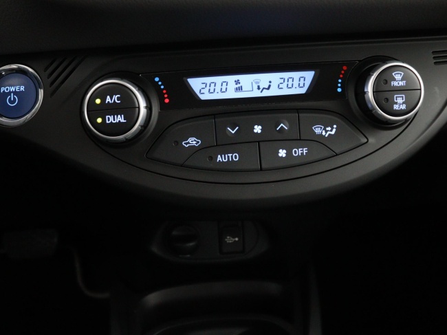 Toyota Yaris - 1.5 Hybrid Design Sport