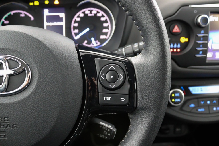 Toyota Yaris - 1.5 Hybrid Design Sport 18