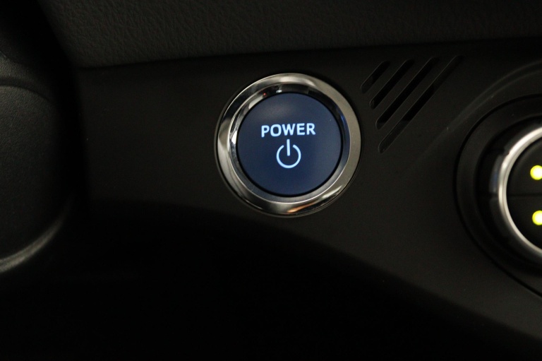 Toyota Yaris - 1.5 Hybrid Design Sport 19