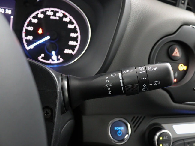 Toyota Yaris - 1.5 Hybrid Design Sport