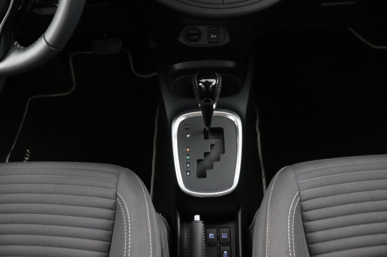 Toyota Yaris - 1.5 Hybrid Design Sport 24