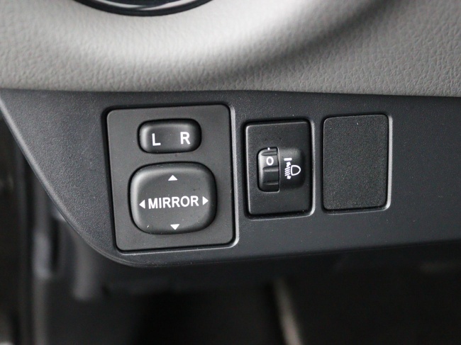 Toyota Yaris - 1.5 Hybrid Design Sport