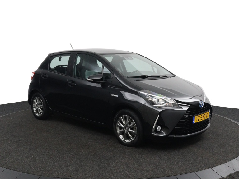 Toyota Yaris - 1.5 Hybrid Design Sport 3